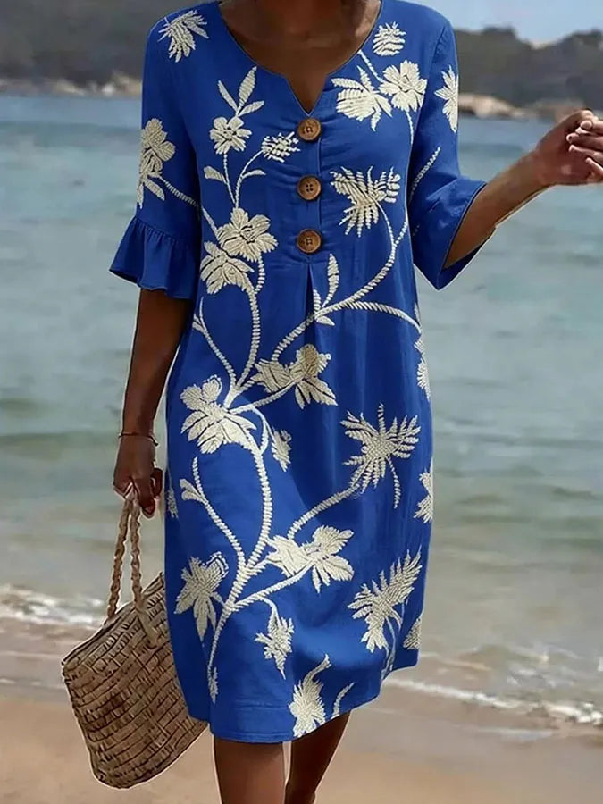 Abito casual da donna con stampa floreale.