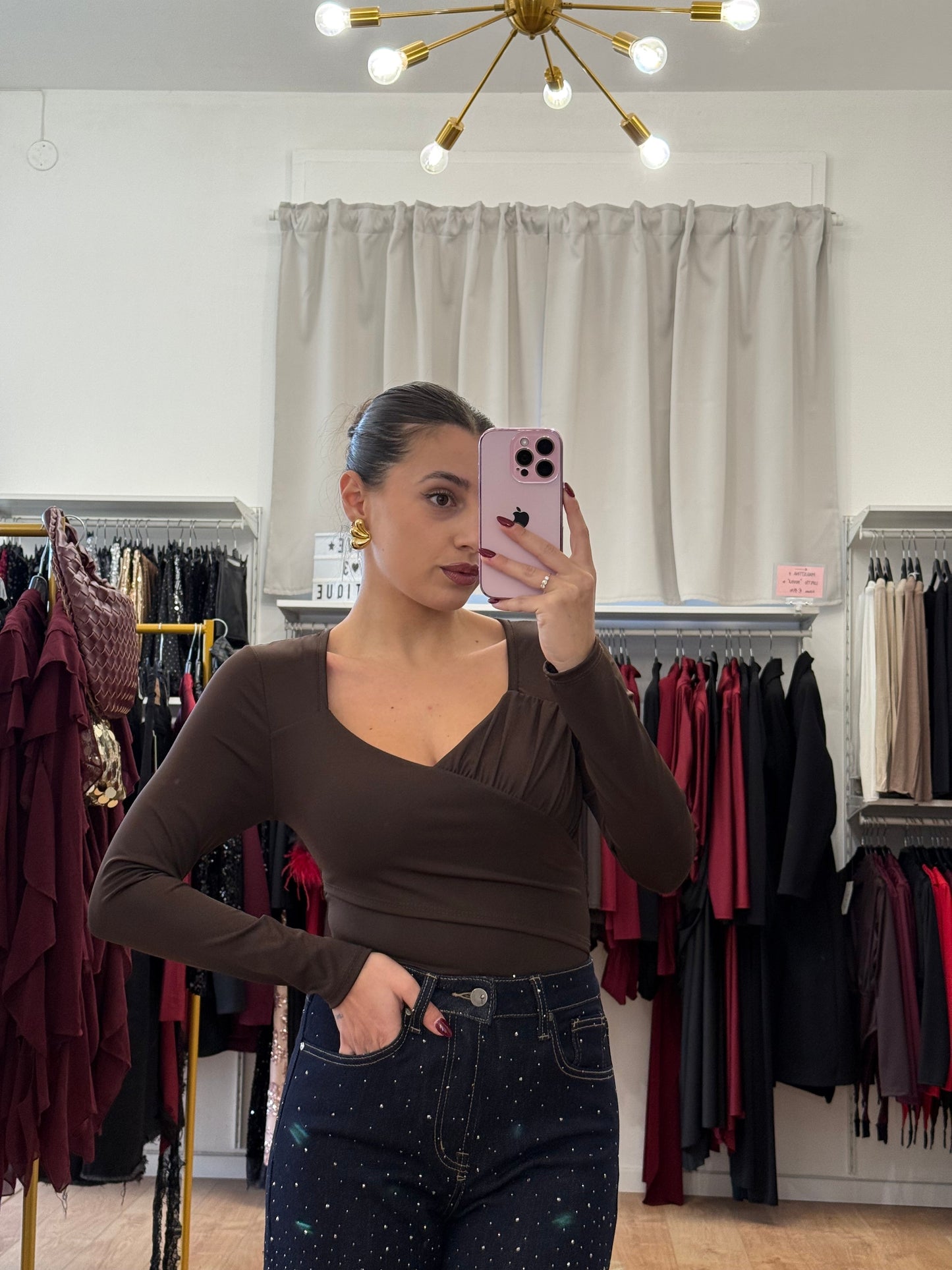 Body scollo a V