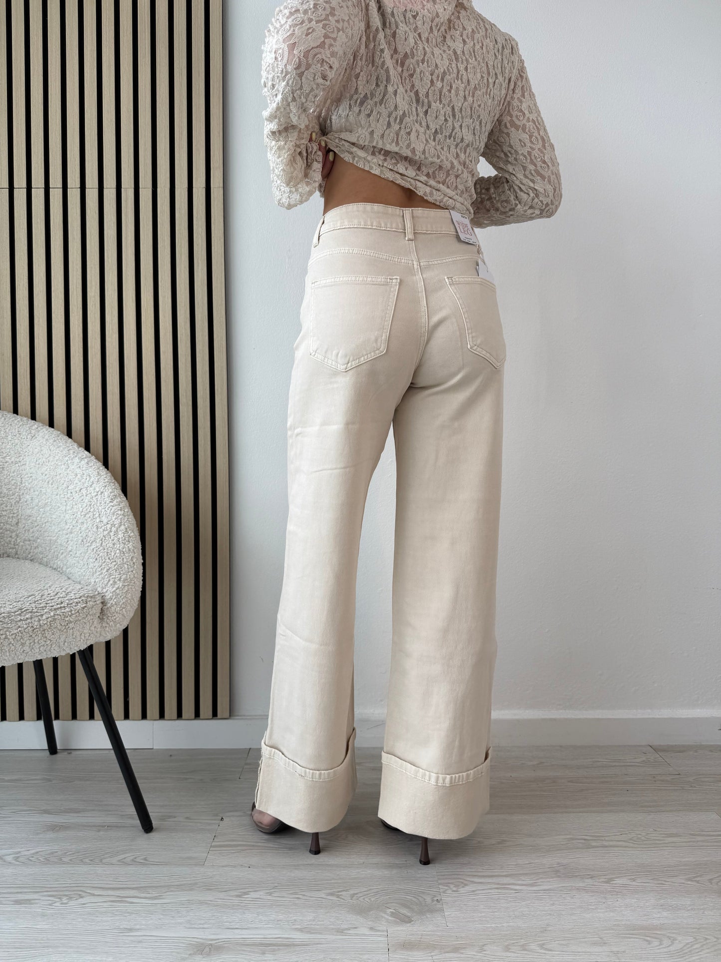 Jeans palazzo sabbia