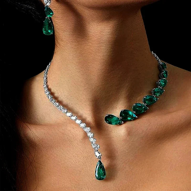 Necklace Pendants with Green Crystal