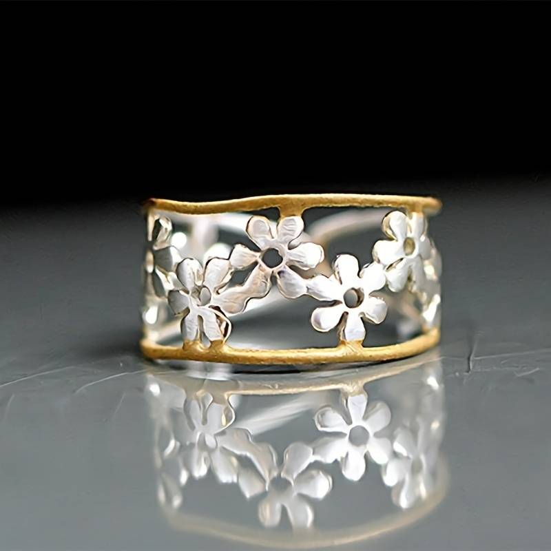 Daisy Chic Ring