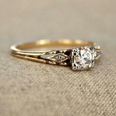 Anello Oro Fine Vintage con Zirconi