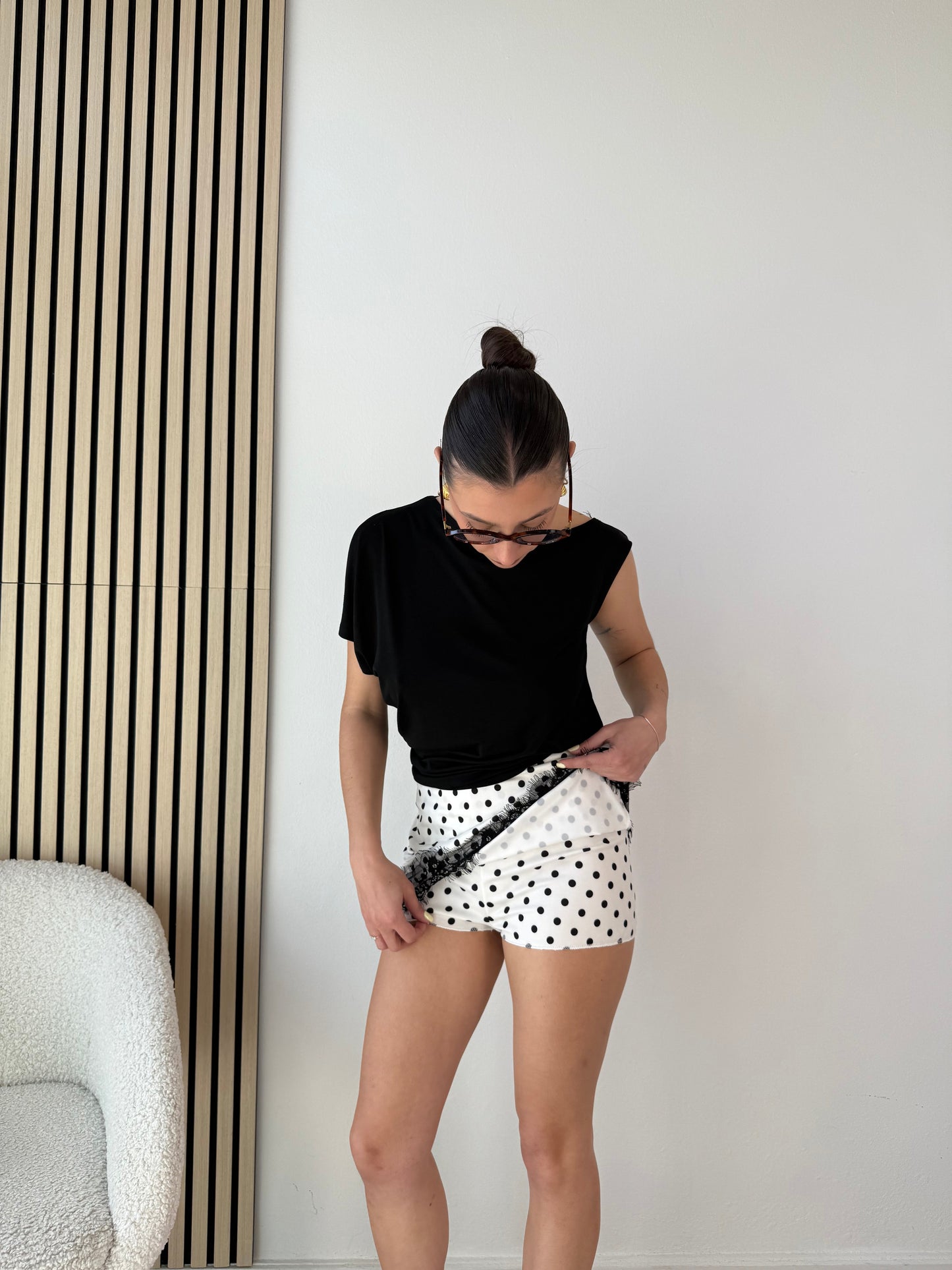 Gonna a pois con pizzo