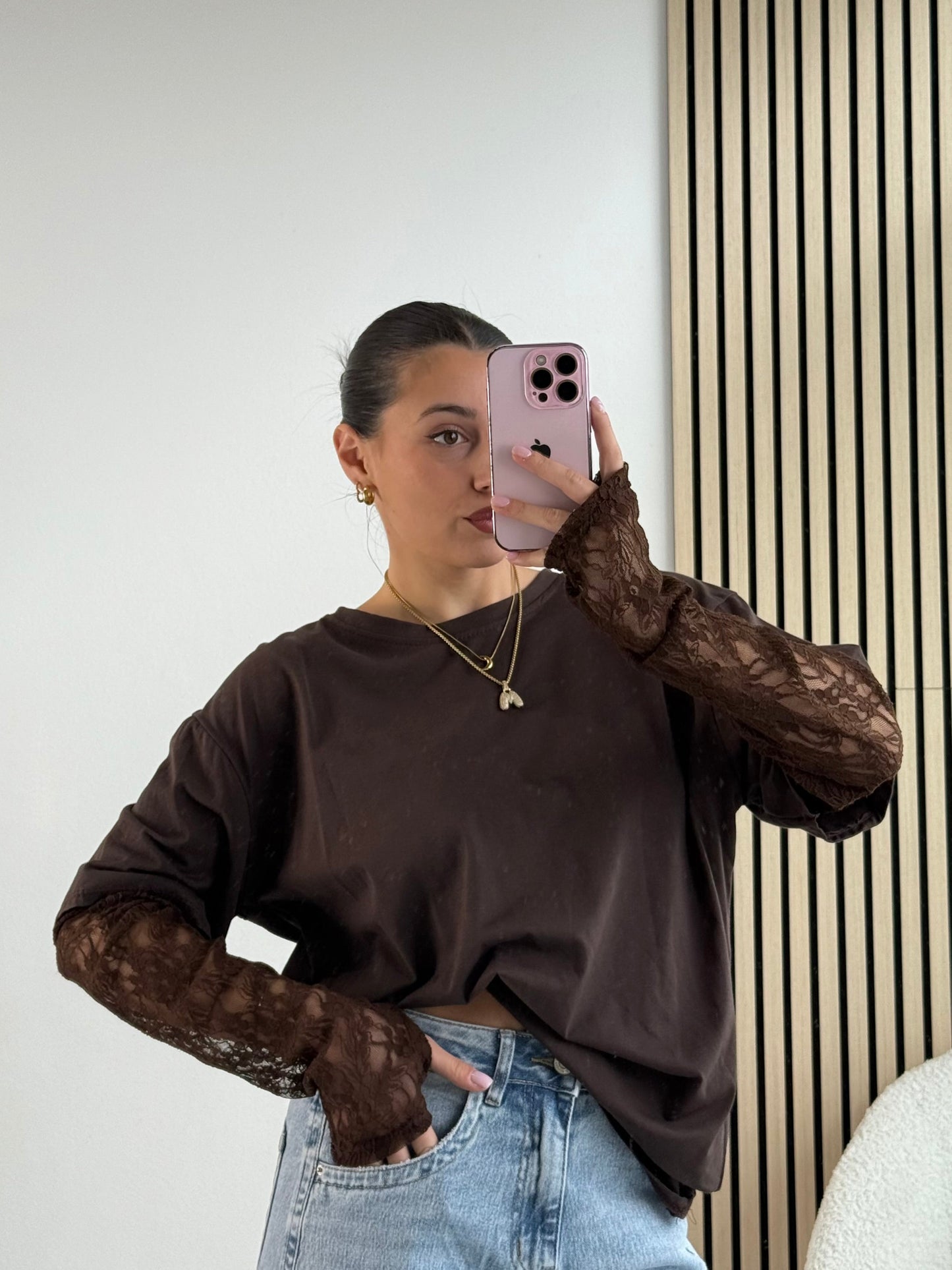 T-shirt oversize con maniche in pizzo
