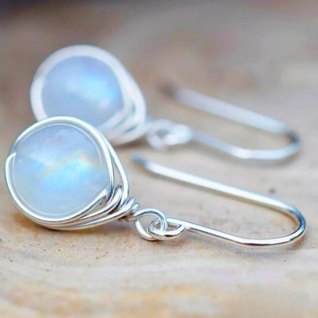 Timeless moonstone earrings