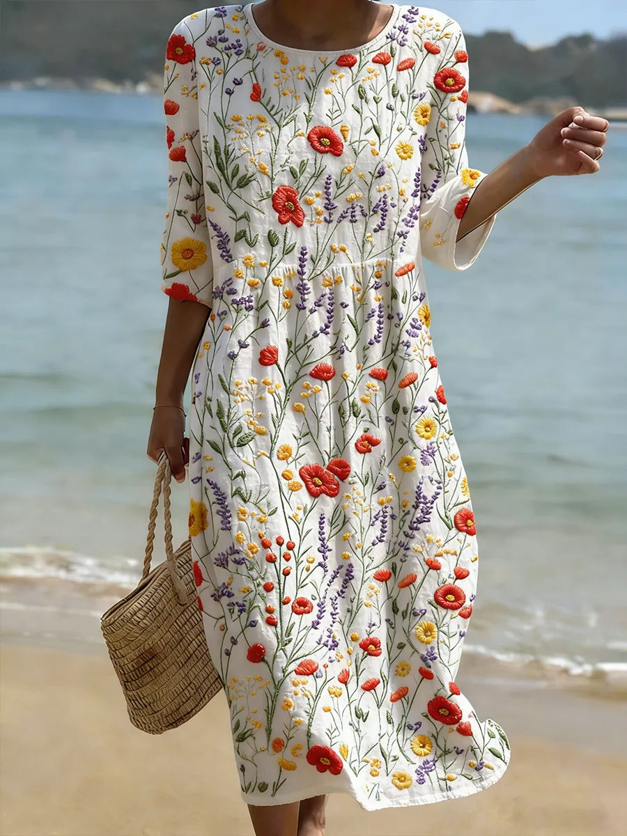 Abito casual da donna con stampa floreale.