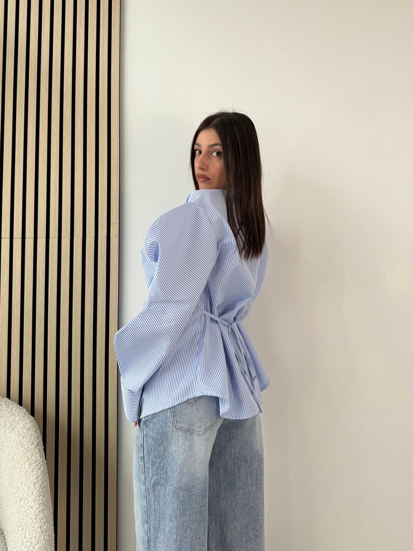 Camicia, cravatta, Waves