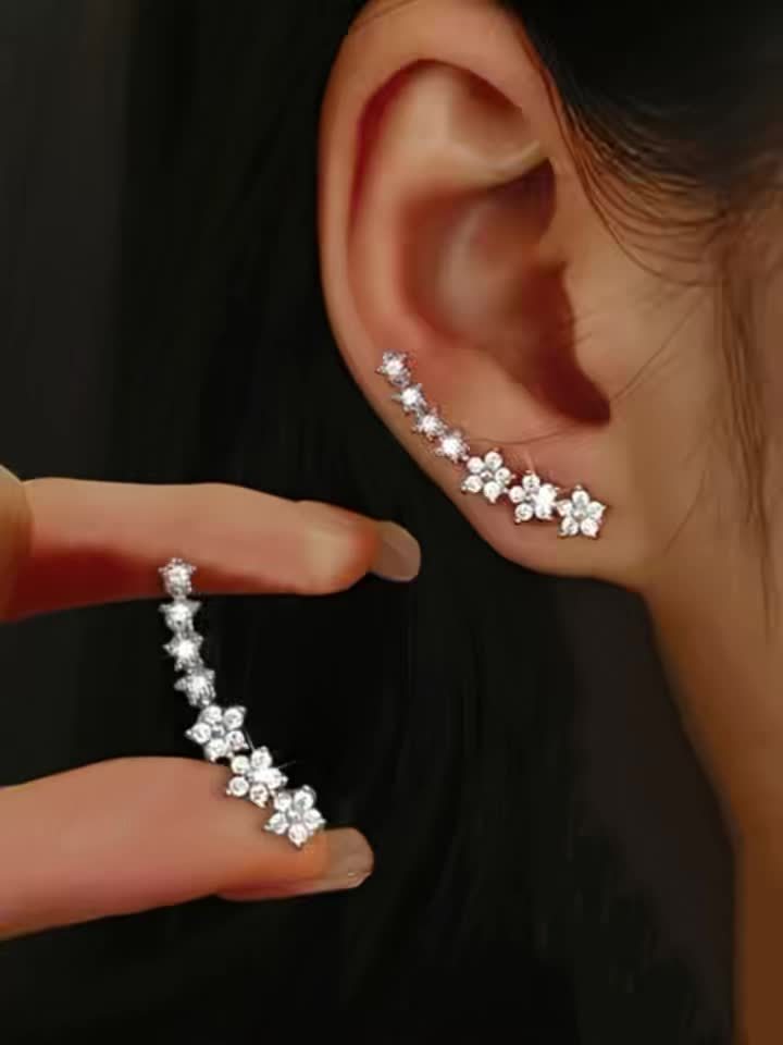 Timeless floral earrings