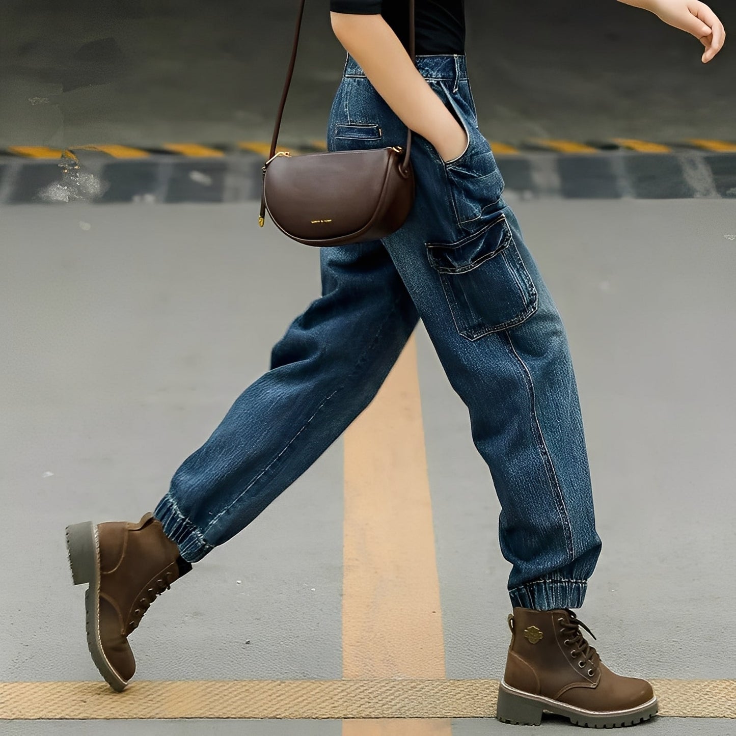 Kristal - Jeans di cotone con tasche multiple per donne 