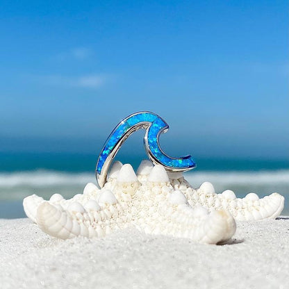 Anello a Onda in Argento con Opale Blu