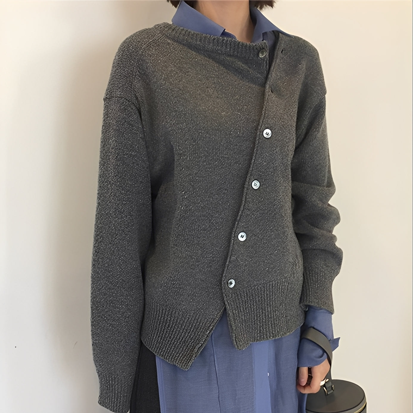 Arianna - Giacca di cashmere morbida con bottoni per donne