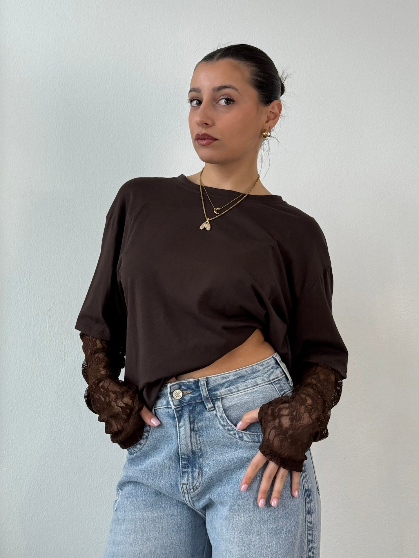 T-shirt oversize con maniche in pizzo