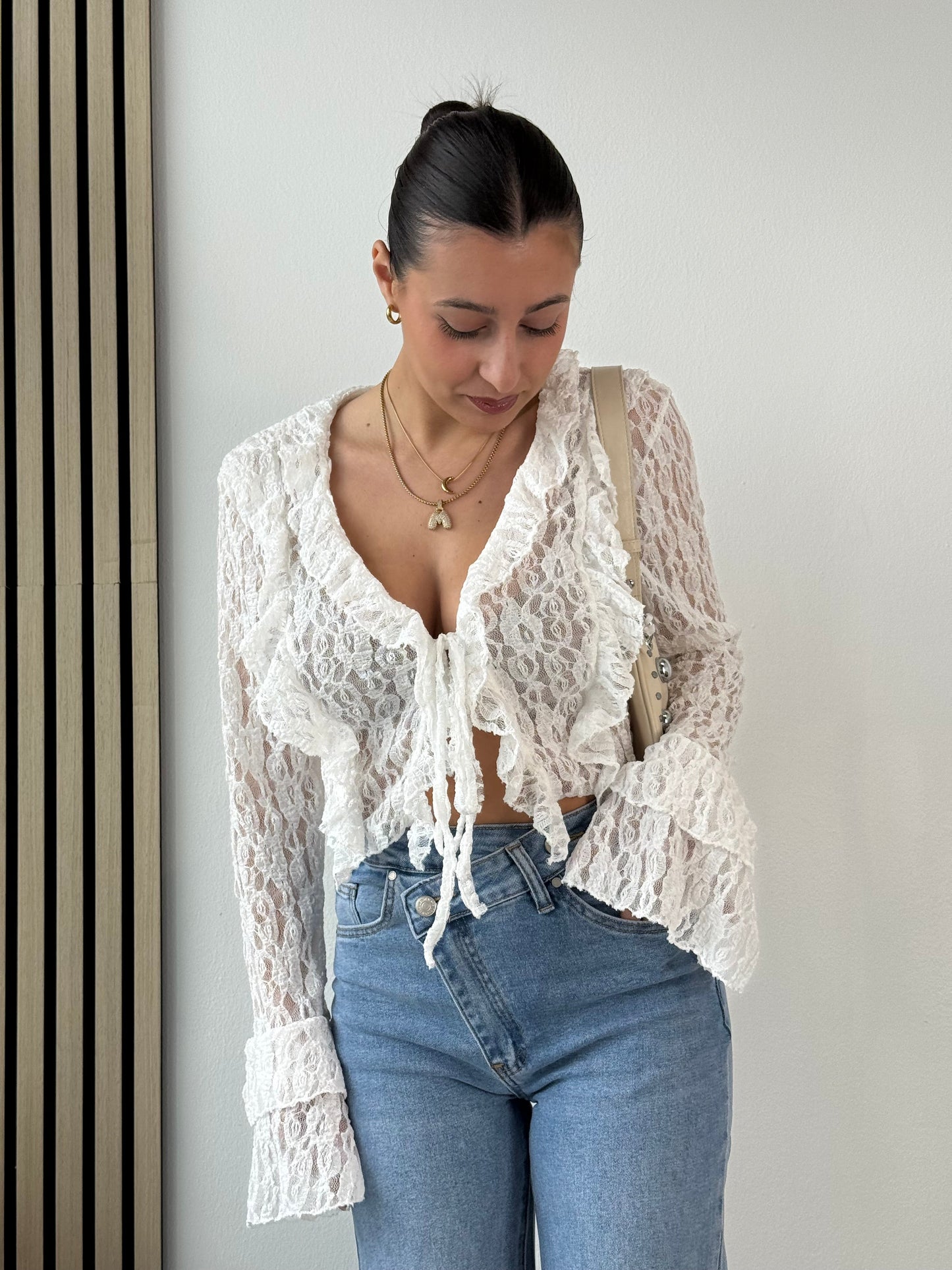 Top corto in pizzo rosso