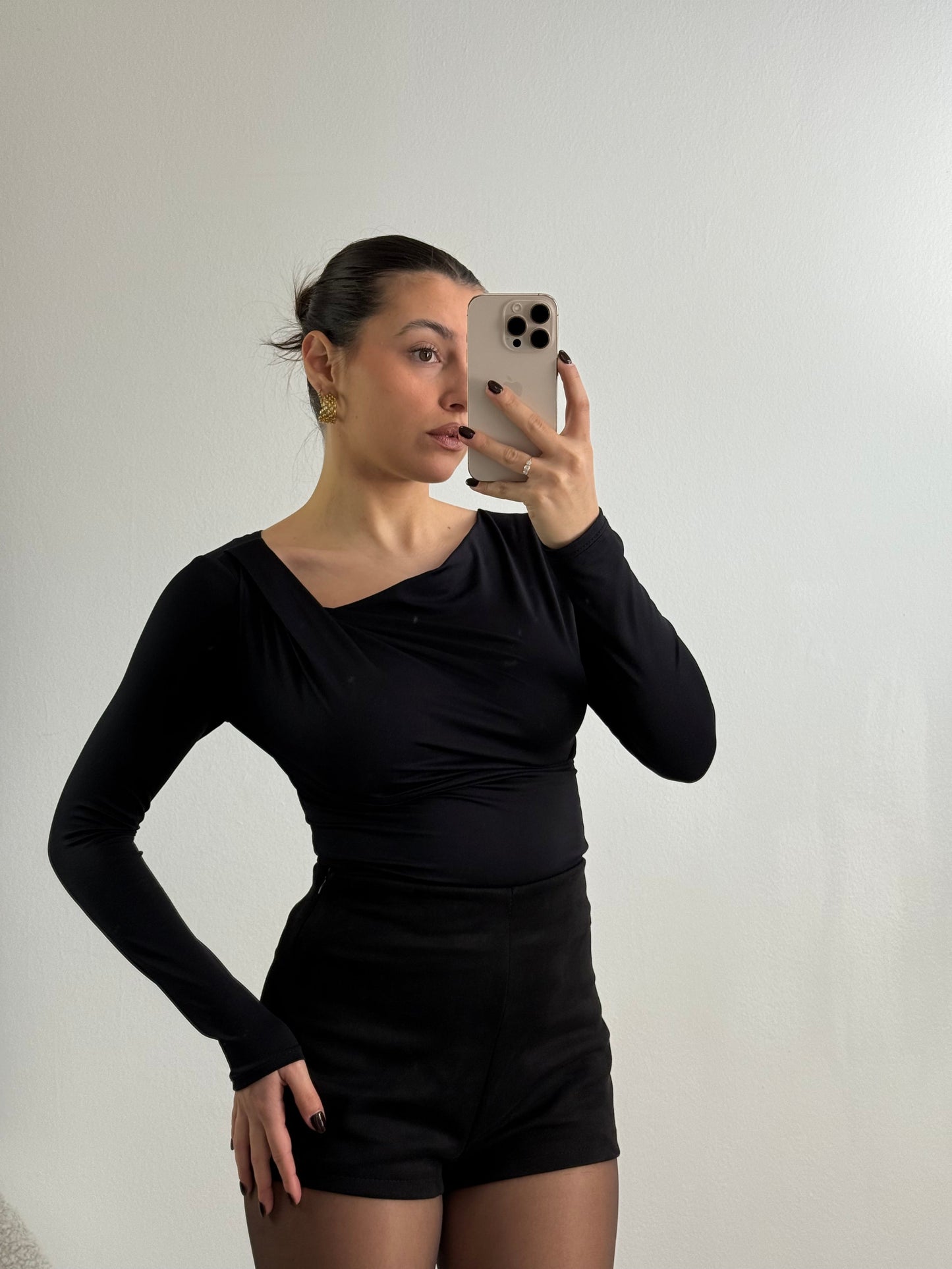 Asymmetric neckline top