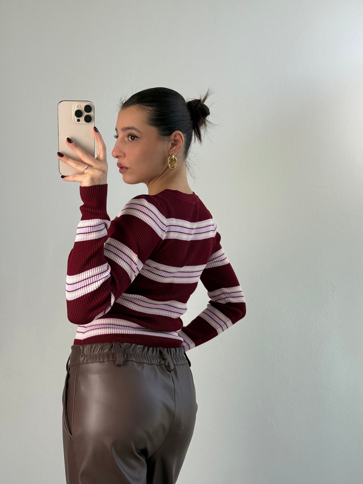 Striped V-neck bodysuit