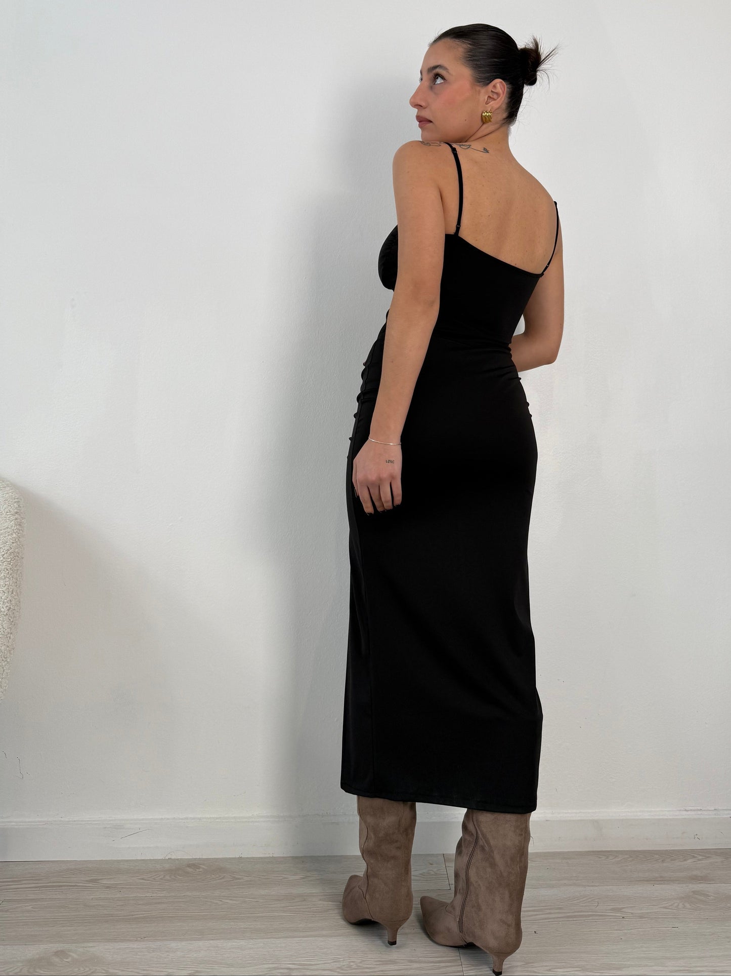 Abito da donna con coppe