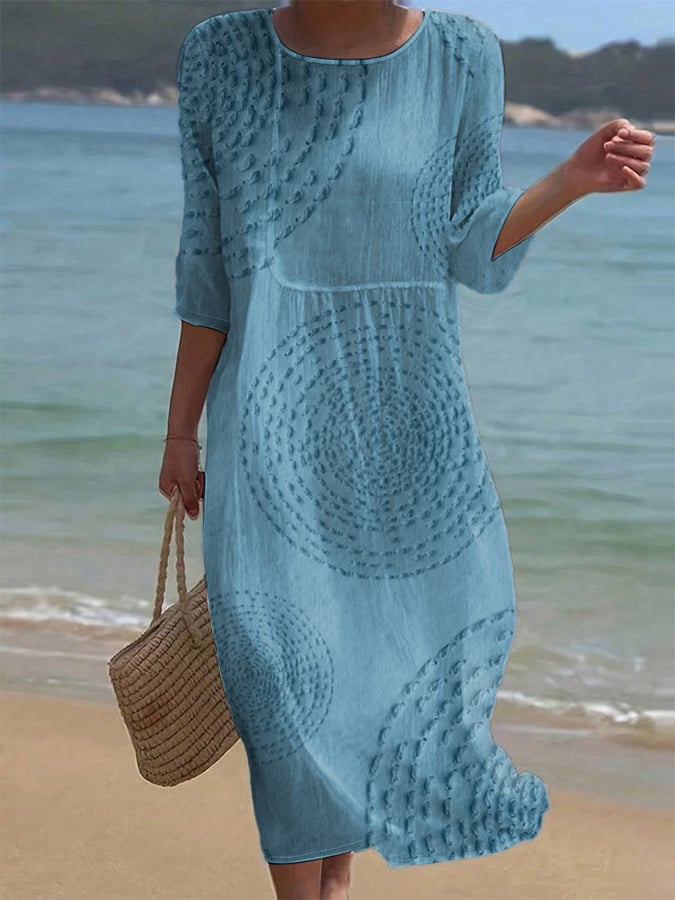Vestito casual da donna ricamato.