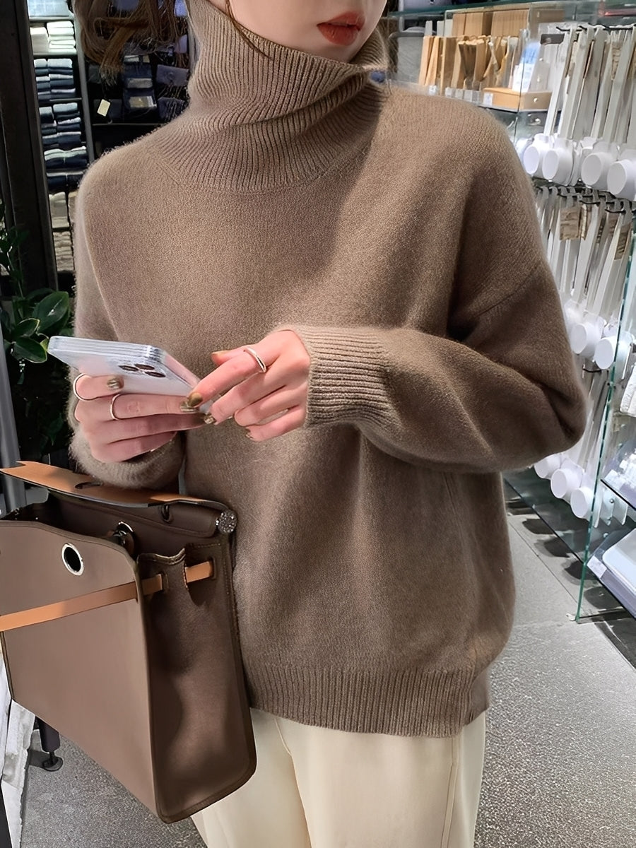 Adrienne - Elegante maglione a collo alto in cashmere dal taglio morbido
