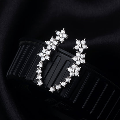 Timeless floral earrings