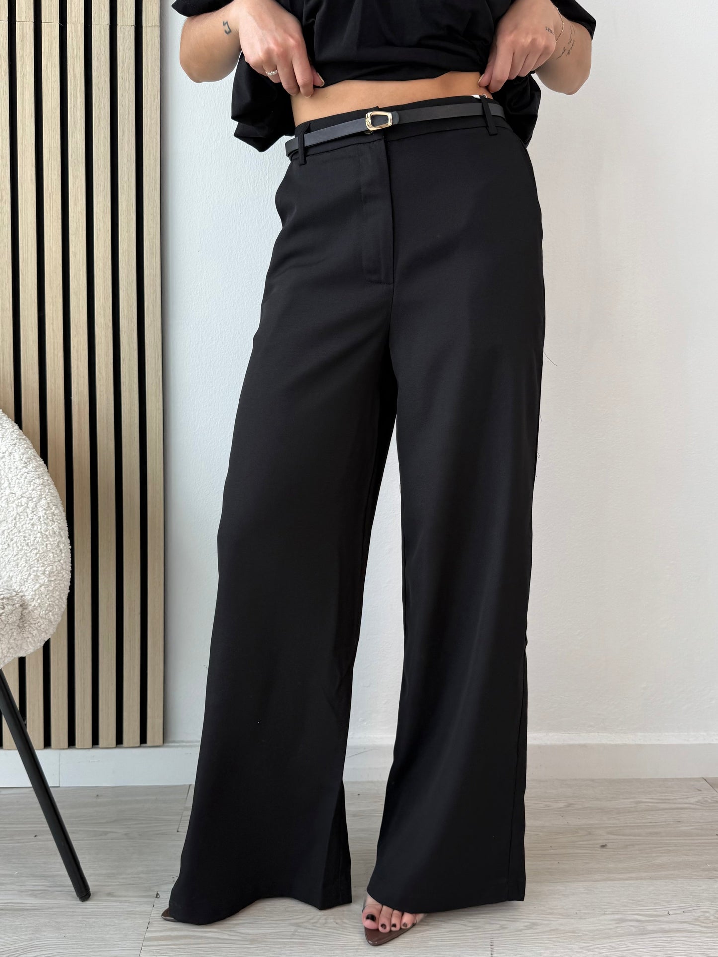 Palazzo trousers with belt