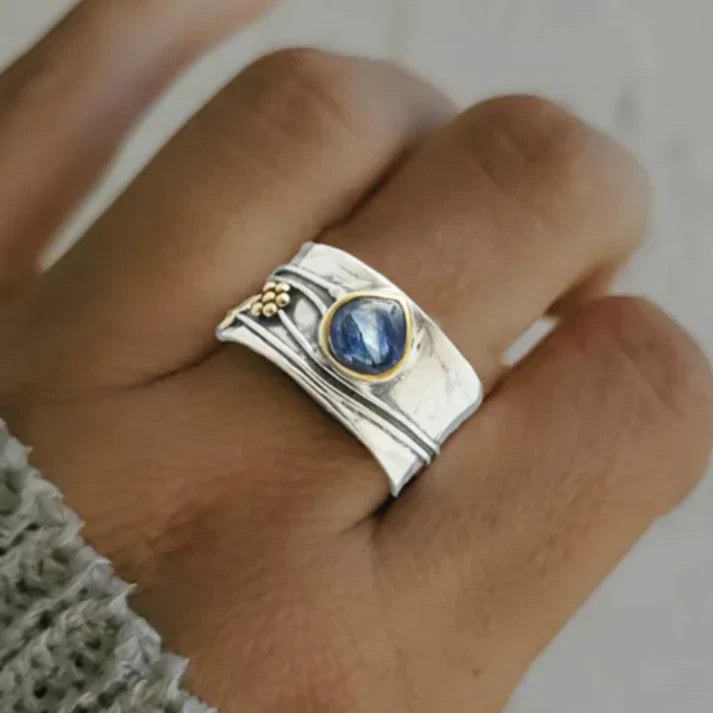 Vintage Silver Plated Blue Sapphire Ring