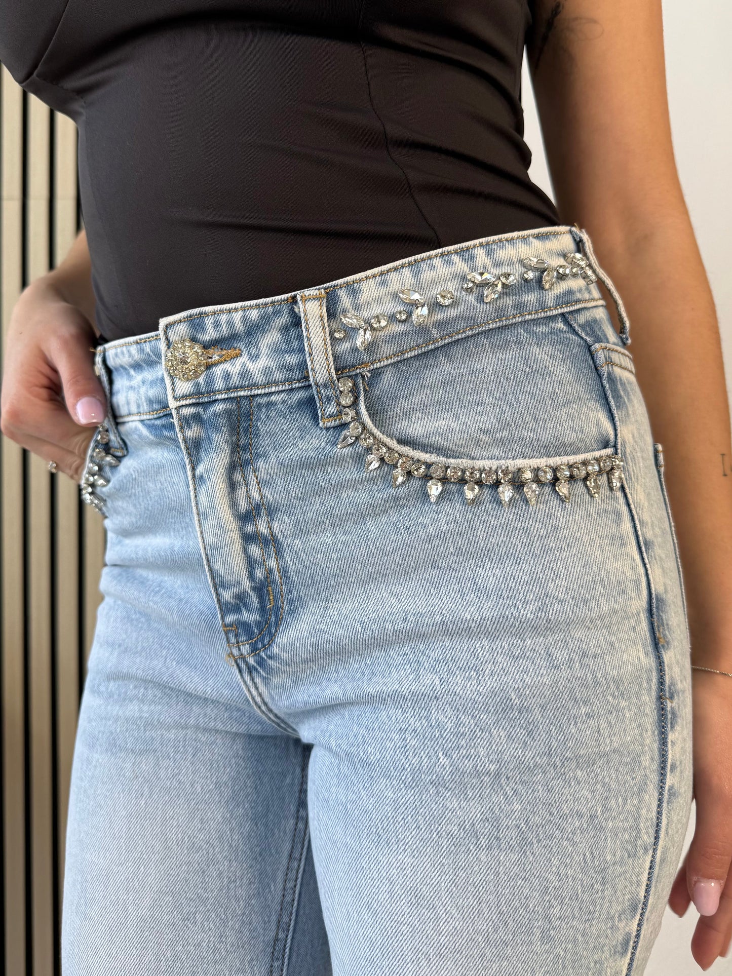 Jeans gioiello a sigaretta