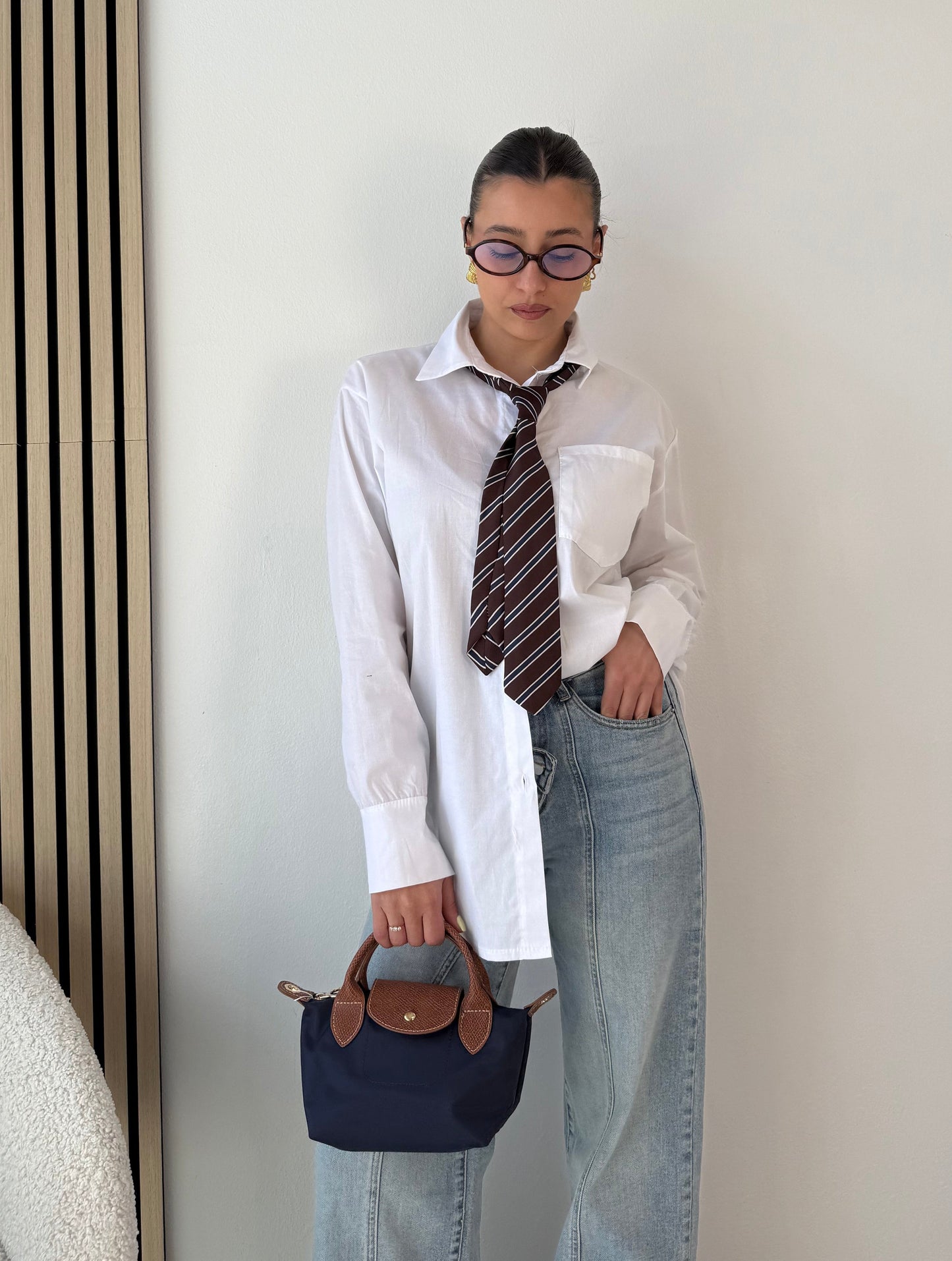 Shirt with tie
