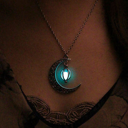 Moon Glow Necklace