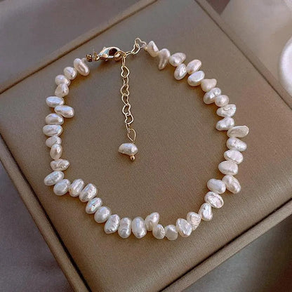 Céline bracelet with pearls