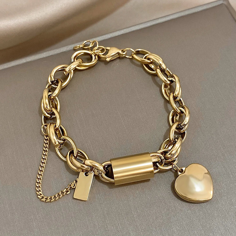 Thick gold heart bracelet