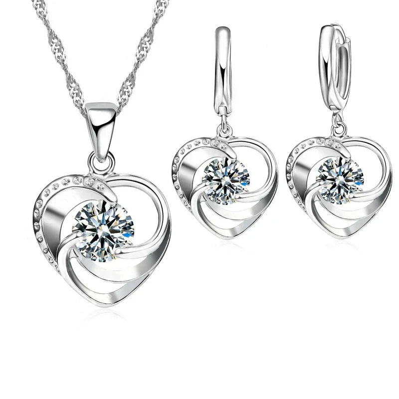 Collana e Orecchini a Cuore in Argento Sterling