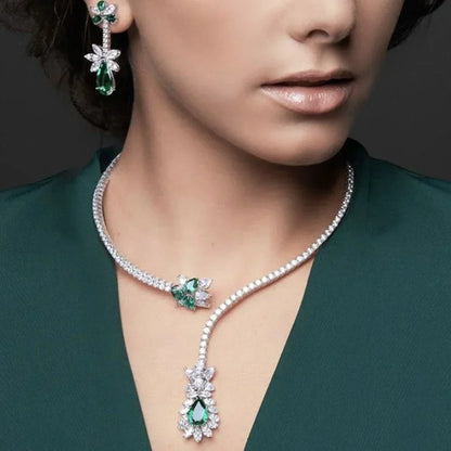 Emerald Bloom Vintage Necklace