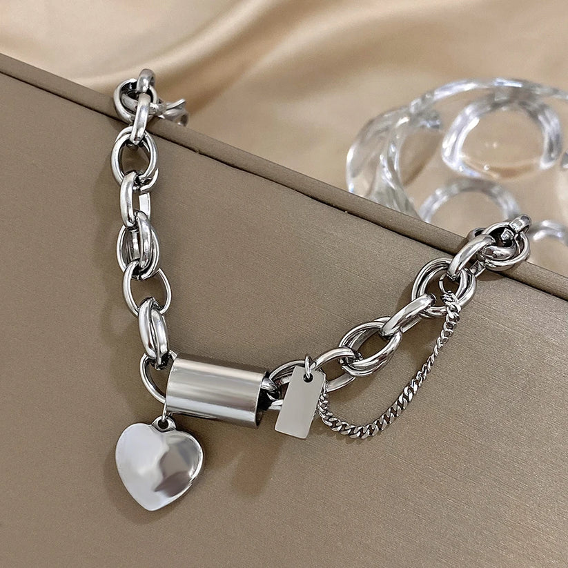 Thick gold heart bracelet
