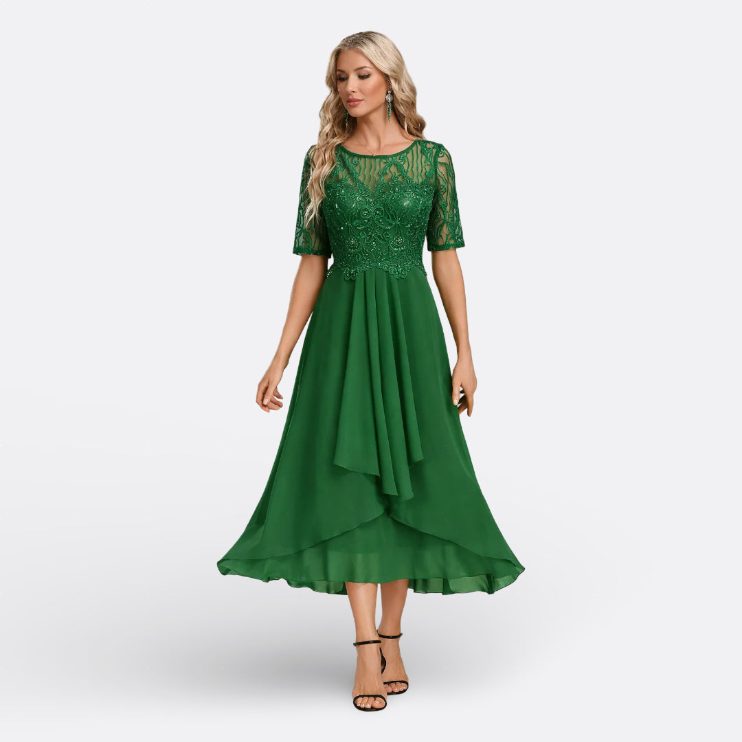 Mariana - Short-Sleeved Lace Dress