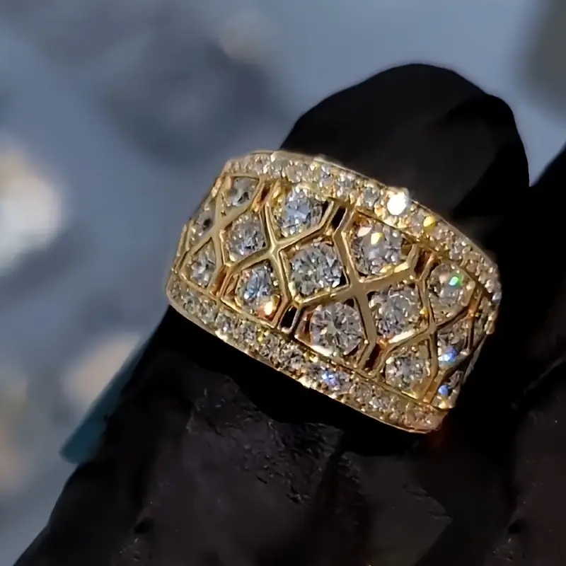 Radiant Golden Ring with Sparkle
