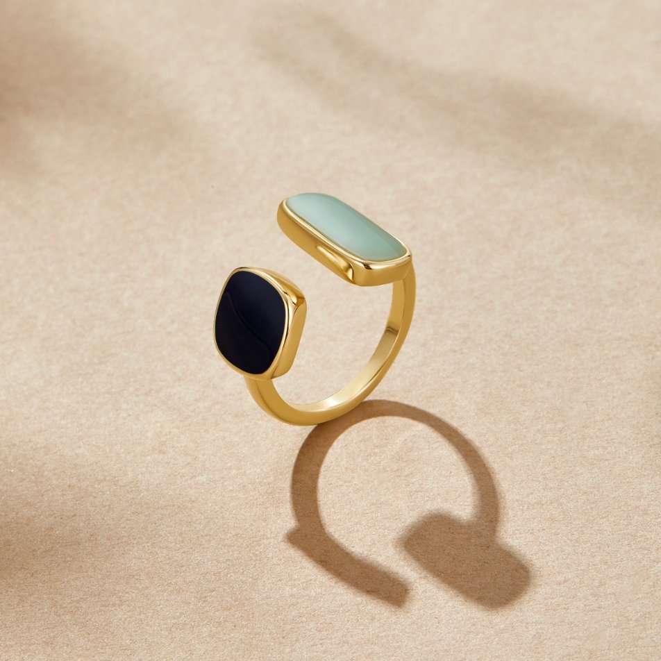 Aqua Hug Ring