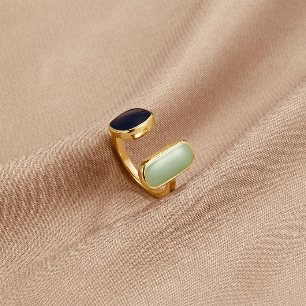 Aqua Hug Ring
