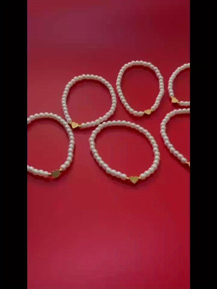 Chic Heart Initial Bracelet (A–Z)