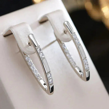 Sophisticated earrings with cubic zirconia stones